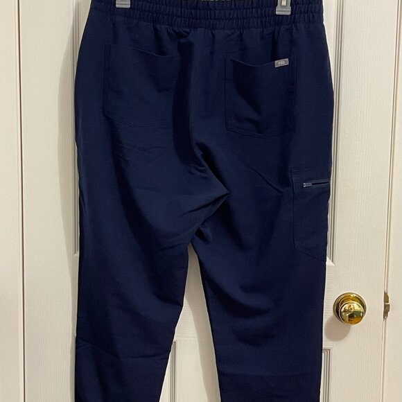 FIGS Scrub Set (Navy) Size XL - Picture 4 of 4
